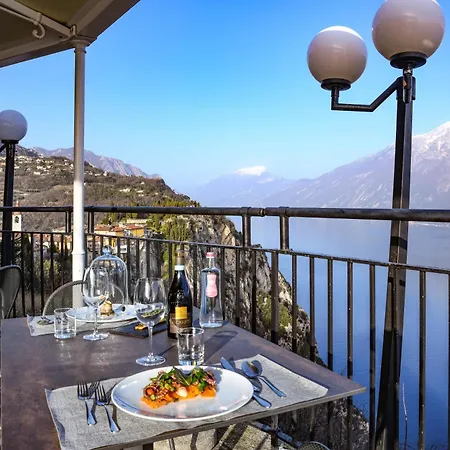 Terrazza del Brivido, Hotel Paradiso-2